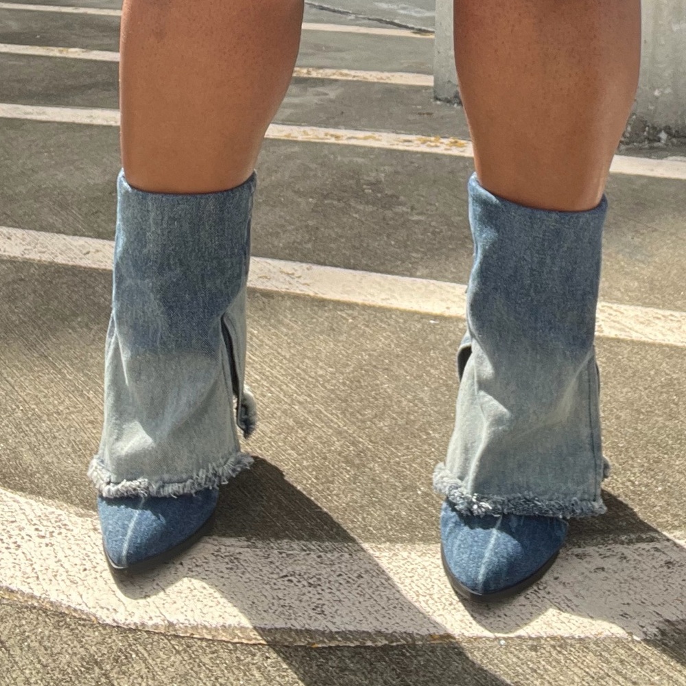 Wild Fable Gray Heeled Boots